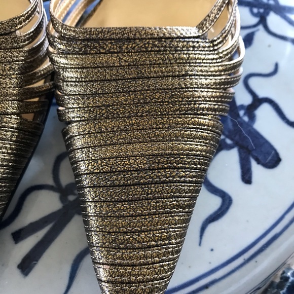 Gold high heels!!! - Picture 2 of 9